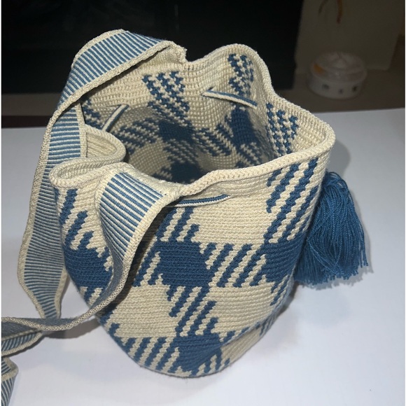 Wayuu Mochilla bag - Picture 2 of 3